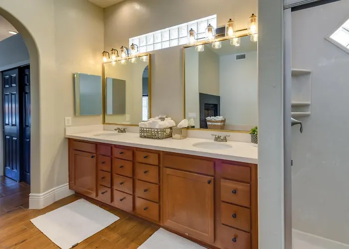 1 Mi To Water Ranch! Family Retreat W/ Pool *
