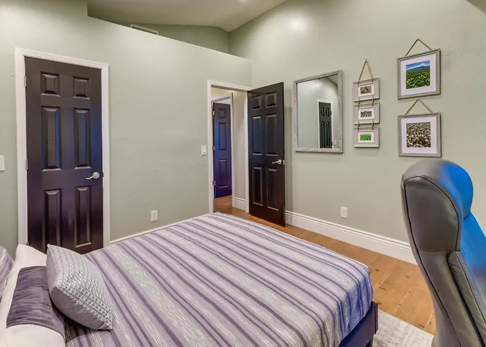 1 Mi To Water Ranch! Family Retreat W/ Pool * Gilbert